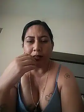 Arely Sweet online show from February 2026 08:05:02 PM