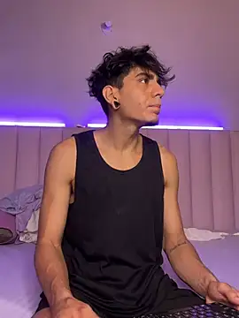 abrilandjulian online show from March 2026 11:54:02 AM