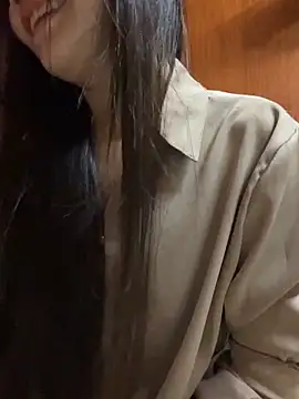 Snapshot of lau-11 chatting on March 2026 12:27:02 AM lau-11 online show from March 2026 12:27:02 AM