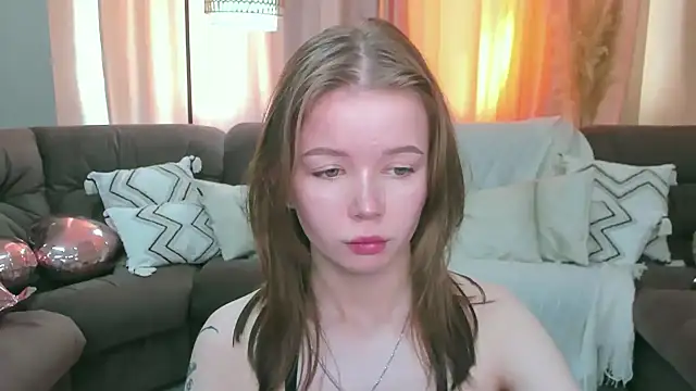 Snapshot of Violetta__Dreams chatting on March 2026 08:26:33 AM Violetta Dreams online show from March 2026 08:26:33 AM