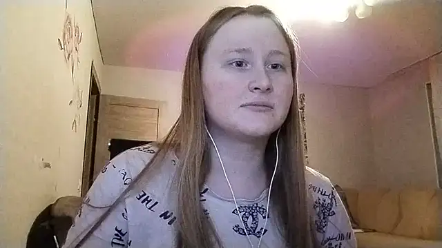 AnikaLipps online show from April 2026 10:52:01 PM