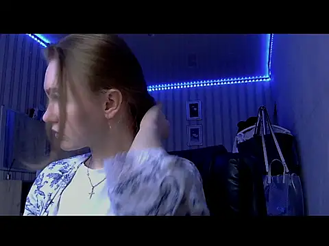 melissashineee online show from February 2026 10:00:01 AM