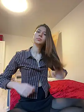 KiraVixenSweet online show from February 2026 03:08:01 PM