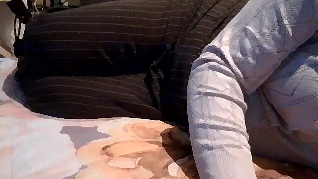 luanahot1 online show from March 2026 05:40:01 PM