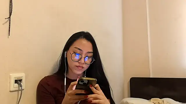 Snapshot of Stefania65 chatting on April 2026 03:19:02 PM Stefania65 online show from April 2026 03:19:02 PM