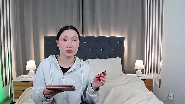 Snapshot of VikkyVonn chatting on March 2026 12:09:01 PM VikkyVonn online show from March 2026 12:09:01 PM