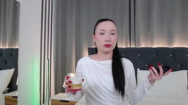 Snapshot of VikkyVonn chatting on March 2026 12:10:02 PM VikkyVonn online show from March 2026 12:10:02 PM