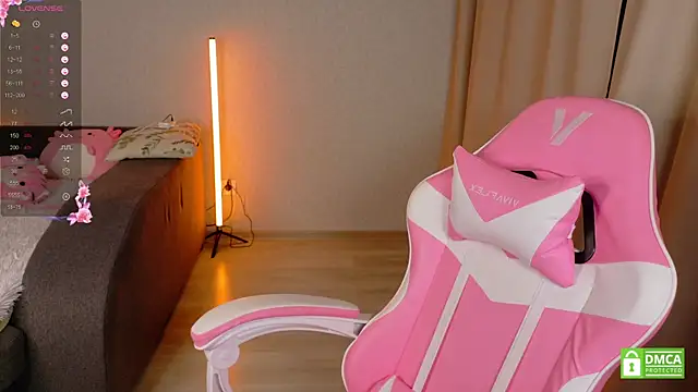 Snapshot of KateNickson chatting on March 2026 02:28:01 AM KateNickson online show from March 2026 02:28:01 AM