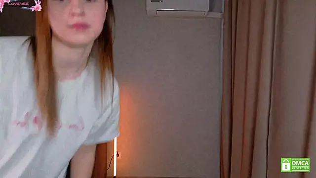 Snapshot of KateNickson chatting on April 2026 05:12:02 AM KateNickson online show from April 2026 05:12:02 AM