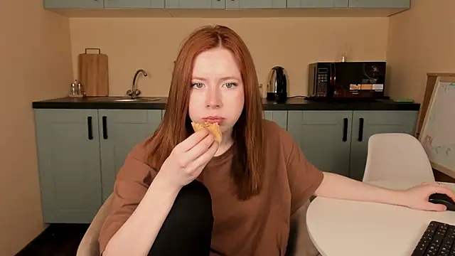 StellaBev online show from March 2026 05:56:02 AM