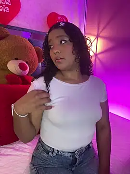 Snapshot of canelaa_sweet5 chatting on February 2026 01:46:02 AM canelaa sweet5 online show from February 2026 01:46:02 AM