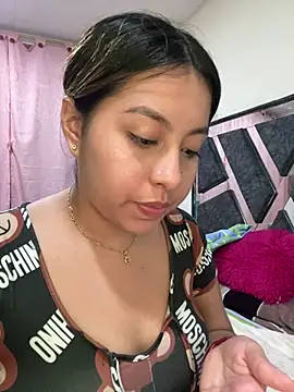 Snapshot of Emiily_joee_ chatting on June 2026 01:50:01 AM Emiily joee online show from June 2026 01:50:01 AM
