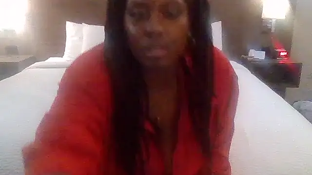 Snapshot of thiccbishlikerosee chatting on February 2026 10:05:02 AM thiccbishlikerosee online show from February 2026 10:05:02 AM