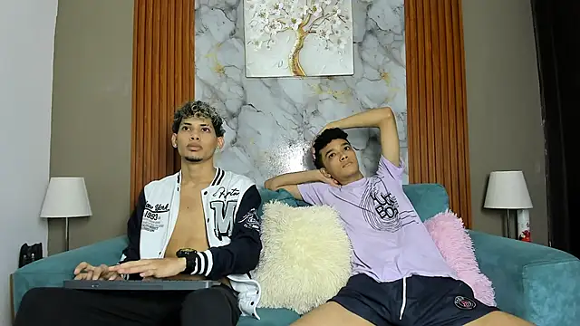 YOUNG BOYS HELL online show from March 2026 01:12:02 AM