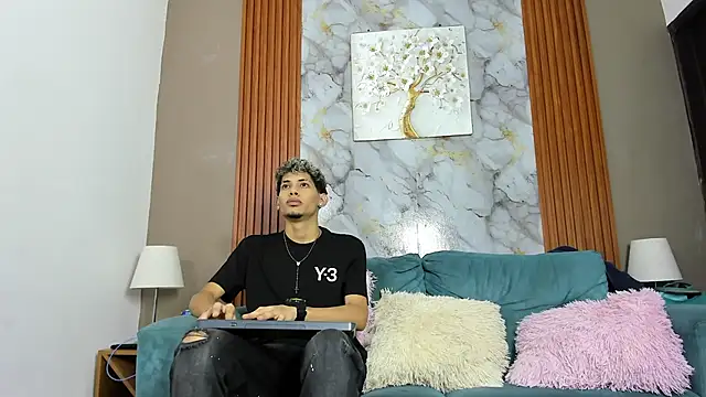 YOUNG BOYS HELL online show from March 2026 01:16:02 AM