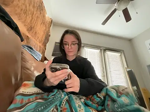 Snapshot of ash10alex chatting on March 2026 11:09:02 PM ash10alex online show from March 2026 11:09:02 PM