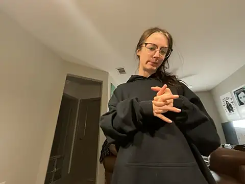 Snapshot of ash10alex chatting on March 2026 05:01:02 PM ash10alex online show from March 2026 05:01:02 PM