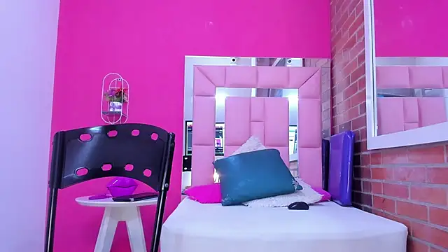 luciana hot699 online show from March 2026 08:19:01 AM