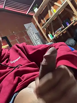 Snapshot of Miguel_960 chatting on April 2026 09:34:01 PM Miguel 960 online show from April 2026 09:34:01 PM