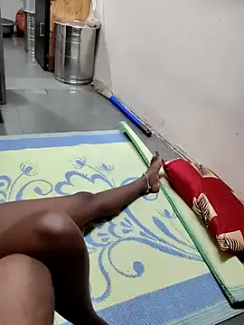 Snapshot of Your_couple_01 chatting on April 2026 07:38:02 PM Your couple 01 online show from April 2026 07:38:02 PM