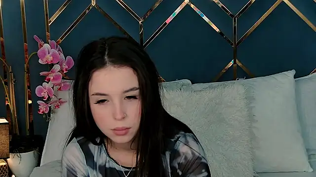 Snapshot of LanaLedger chatting on March 2026 10:54:01 AM LanaLedger online show from March 2026 10:54:01 AM