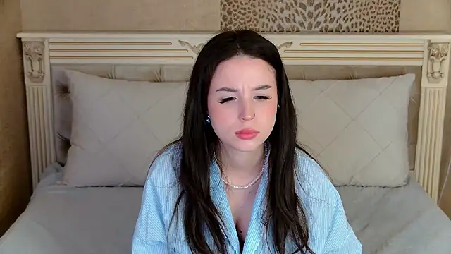 LanaLedger online show from May 2026 03:06:01 PM