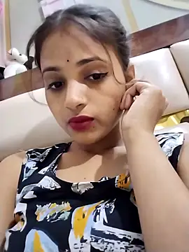 samayra1144 online show from April 2026 05:44:02 AM