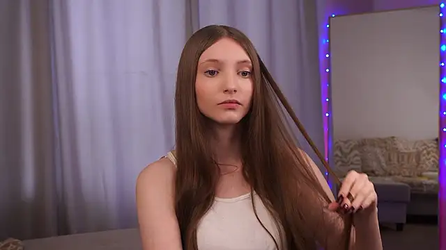 Snapshot of CathyLevel chatting on March 2026 07:25:02 AM CathyLevel online show from March 2026 07:25:02 AM