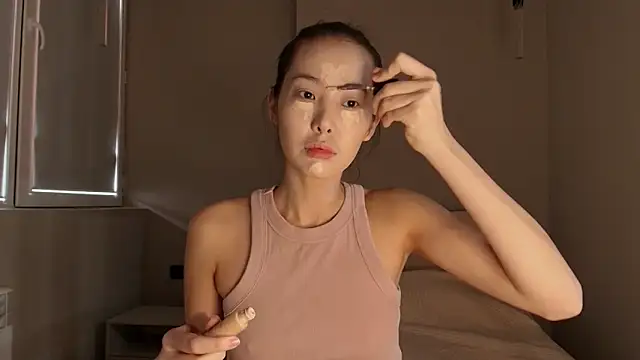 Snapshot of lilly_sweeet chatting on February 2026 05:05:02 AM lilly sweeet online show from February 2026 05:05:02 AM