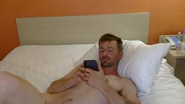 Snapshot of RoseColoredGlasses chatting on March 2026 02:31:01 PM RoseColoredGlasses online show from March 2026 02:31:01 PM