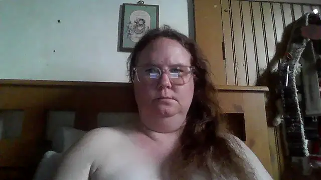 Snapshot of naughty_queen1 chatting on February 2026 10:28:01 PM naughty queen1 online show from February 2026 10:28:01 PM