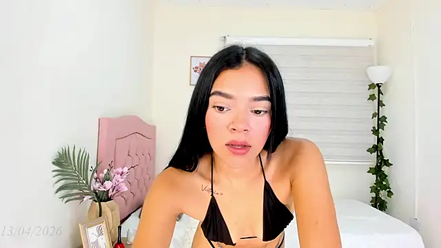 Snapshot of Dafne_Maroto chatting on April 2026 12:44:02 PM Dafne Maroto online show from April 2026 12:44:02 PM