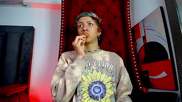 Snapshot of Cain_Dantalion chatting on April 2026 04:01:01 AM Cain Dantalion online show from April 2026 04:01:01 AM