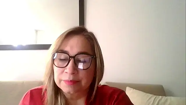 KamiSspencer online show from February 2026 01:21:02 PM