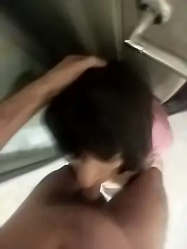 Snapshot of VeraVS chatting on February 2026 02:01:02 AM VeraVS online show from February 2026 02:01:02 AM