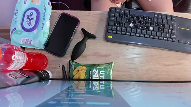 BarbieHannaB  online show from March 2026 07:20:02 PM