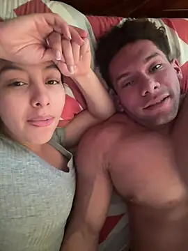 Snapshot of Valentinacouple chatting on March 2026 07:33:01 PM Valentinacouple online show from March 2026 07:33:01 PM