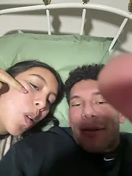 Snapshot of Valentinacouple chatting on March 2026 02:28:02 AM Valentinacouple online show from March 2026 02:28:02 AM