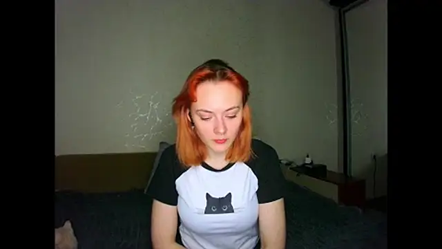 Snapshot of Little_fox404 chatting on April 2026 09:32:01 PM Little fox404 online show from April 2026 09:32:01 PM