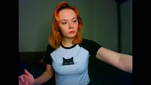 Snapshot of Little_fox404 chatting on April 2026 09:26:02 PM Little fox404 online show from April 2026 09:26:02 PM