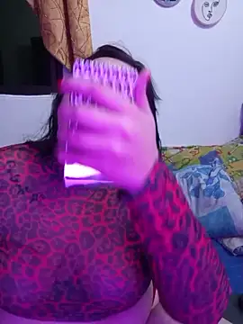 daphneev online show from May 2026 02:40:01 AM