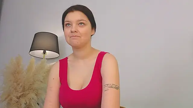 DeliaEffy online show from February 2026 09:24:02 PM