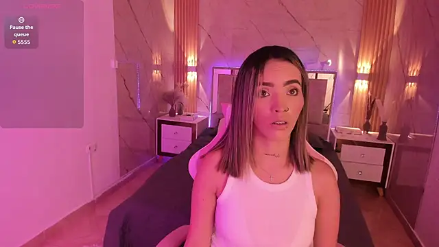 Snapshot of your_whore_Salome chatting on April 2026 07:22:01 PM your whore Salome online show from April 2026 07:22:01 PM