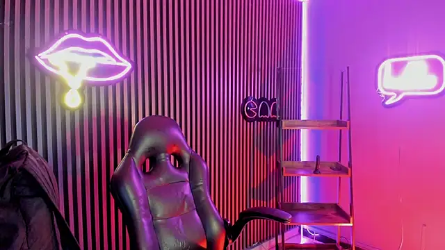 Maximoking26 online show from March 2026 02:06:01 AM