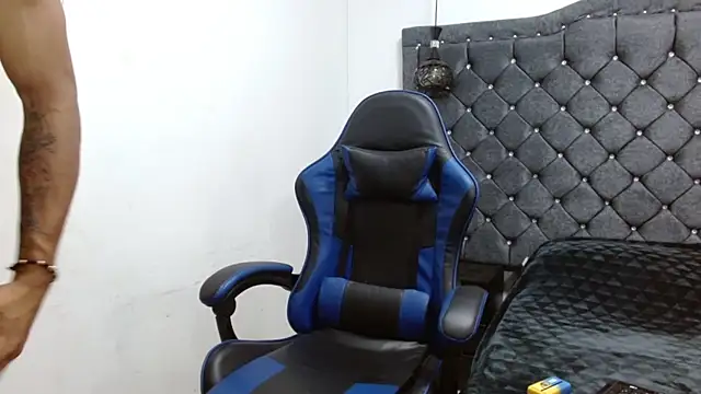 Snapshot of luka_big18 chatting on March 2026 04:24:04 AM luka big18 online show from March 2026 04:24:04 AM