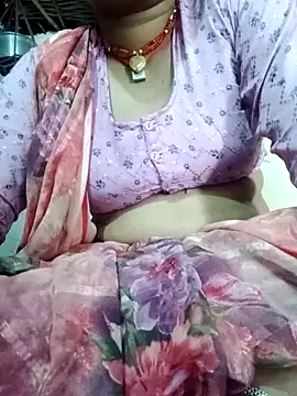 Snapshot of Soniya32 chatting on March 2026 07:43:01 AM Soniya32 online show from March 2026 07:43:01 AM