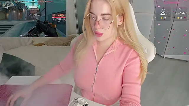 Snapshot of Lunar_Whisper chatting on March 2026 04:46:02 PM Lunar Whisper online show from March 2026 04:46:02 PM