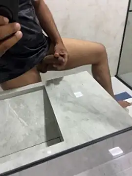 Snapshot of twink231 chatting on April 2026 02:20:02 AM twink231 online show from April 2026 02:20:02 AM