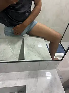 Snapshot of twink231 chatting on April 2026 01:22:01 AM twink231 online show from April 2026 01:22:01 AM