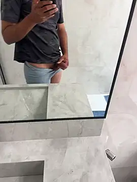 Snapshot of twink231 chatting on April 2026 03:28:01 PM twink231 online show from April 2026 03:28:01 PM